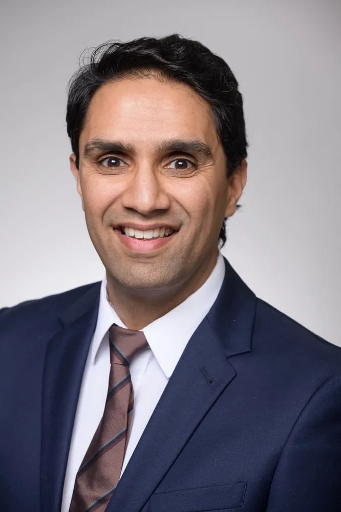 Dr. Ziad Ali, board-certified cardiologist and patient of Dr. Safa Manav's clinic